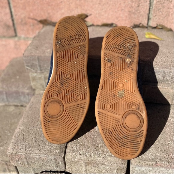 Reebok Men Shoes - Picture 6 of 6